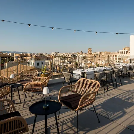 Nivia Born Boutique Hotel-2